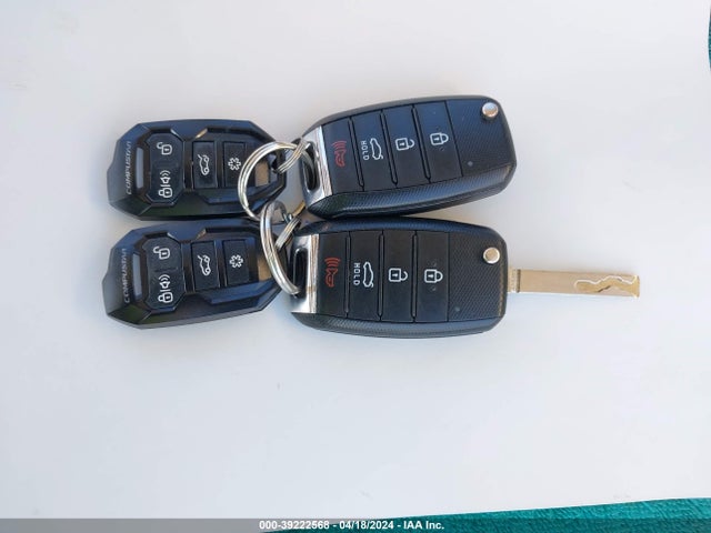 KIA Optima Lx 2017 5XXGT4L35HG158122 Image 11