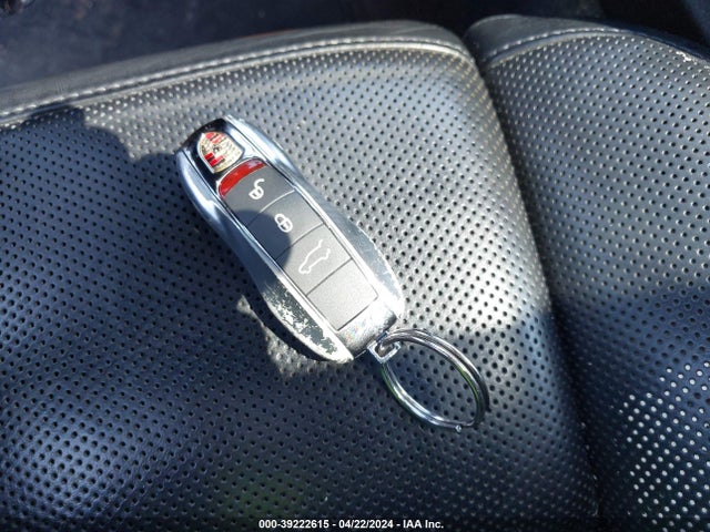 2016 PORSCHE CAYENNE WP1AA2A24GLA10180 Photo 10