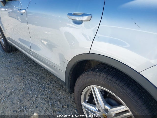Porsche Cayenne 2016 WP1AA2A24GLA10180 Image 17