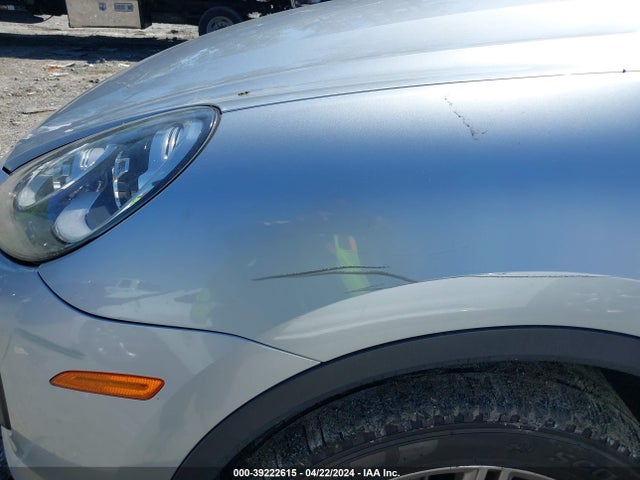 Porsche Cayenne 2016 WP1AA2A24GLA10180 Image 18
