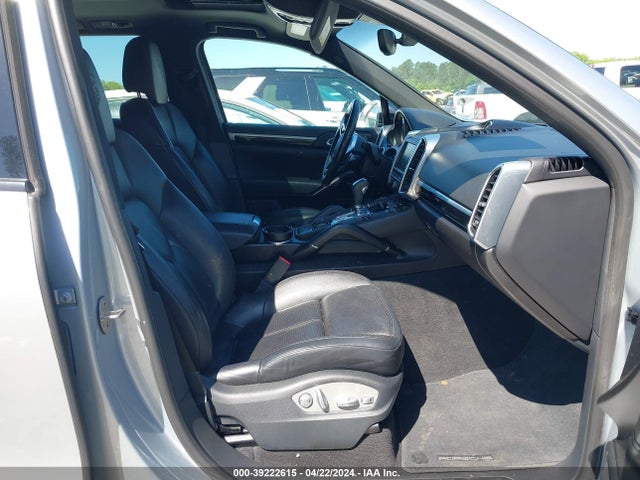2016 PORSCHE CAYENNE WP1AA2A24GLA10180 Photo 4
