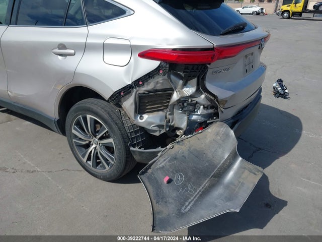 Toyota VENZA LE 2022 JTEAAAAHXNJ102740 Image 19