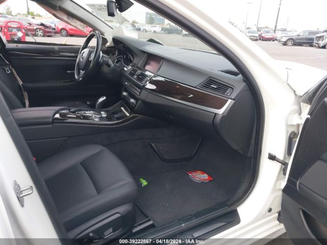 WBA5A5C57GG352563 BMW 528I