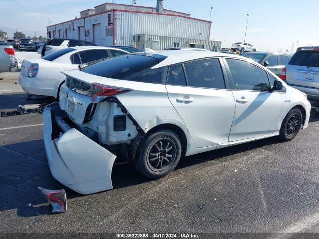 Toyota Prius Two 2016 JTDKBRFU6G3504711 Image 13