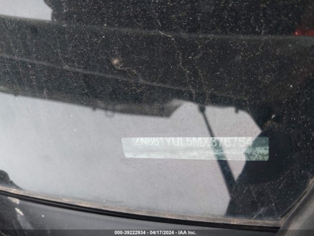 2021 MASERATI LEVANTE ZN661YUL5MX376764 Photo 8
