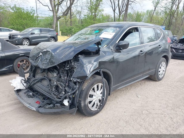 Nissan ROGUE S 2017 JN8AT2MT3HW146773 Image 2