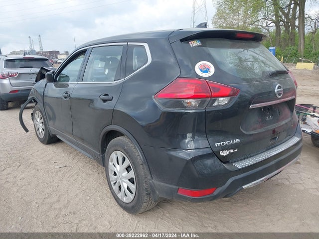 Nissan ROGUE S 2017 JN8AT2MT3HW146773 Image 3
