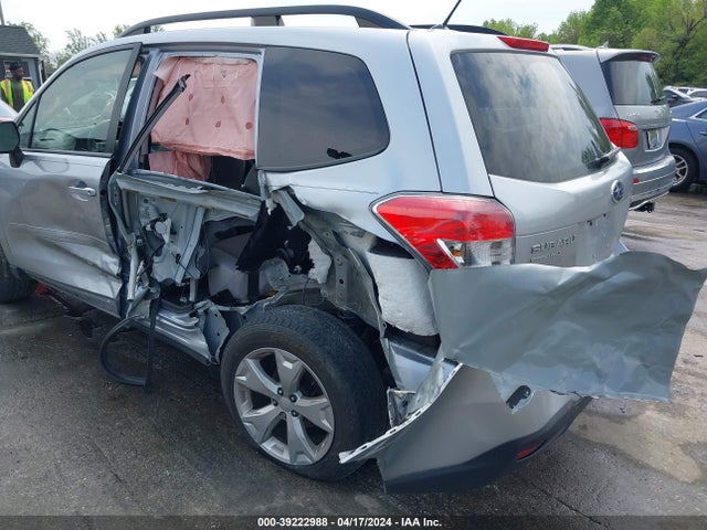 Subaru Forester 2.5i Premium 2014 JF2SJAEC8EH441755 Image 6