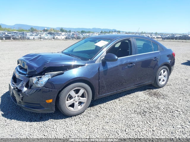 Chevrolet Cruze 1lt Auto 2014 1G1PC5SB0E7243848 Image 2
