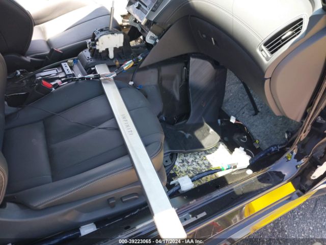JN1EV7KK5NM600465 Infiniti Q60 Luxe