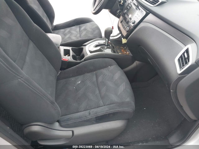 Nissan ROGUE S 2016 JN8AT2MT5GW015746 Image 5