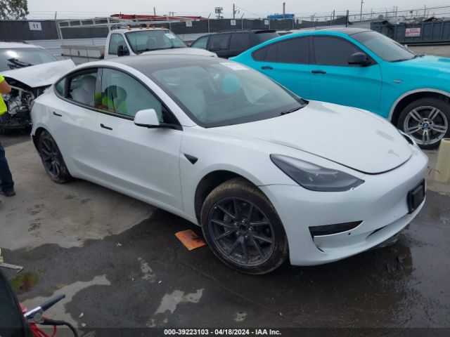 39223103 :رقم المزاد ، 5YJ3E1EA8MF987542 vin ، 2021 Tesla Model 3 Standard Range Plus Rear-wheel Drive مزاد بيع