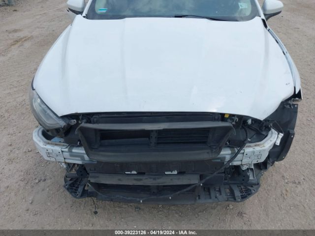 3FA6P0LU1KR138675 Ford Fusion Hybrid Se