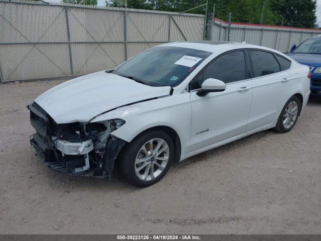 3FA6P0LU1KR138675 Ford Fusion Hybrid Se