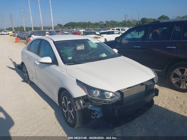 2019 3KPF24AD0KE050355 main image