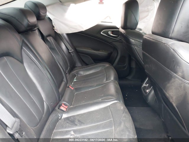 Chrysler 200 C 2015 1C3CCCCB7FN560259 Image 8