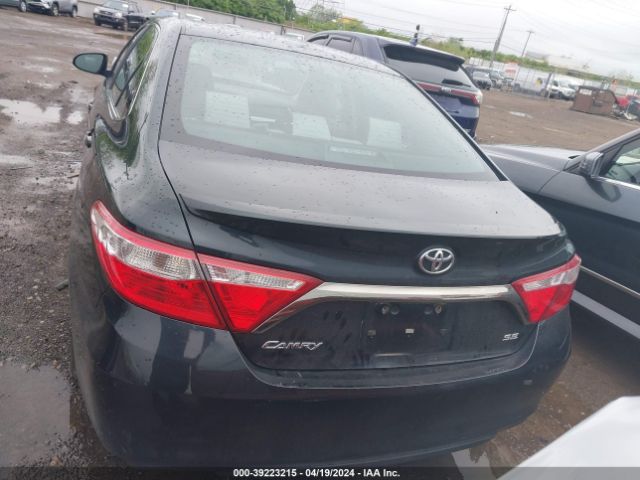 4T1BF1FK3FU084477 Toyota CAMRY SE