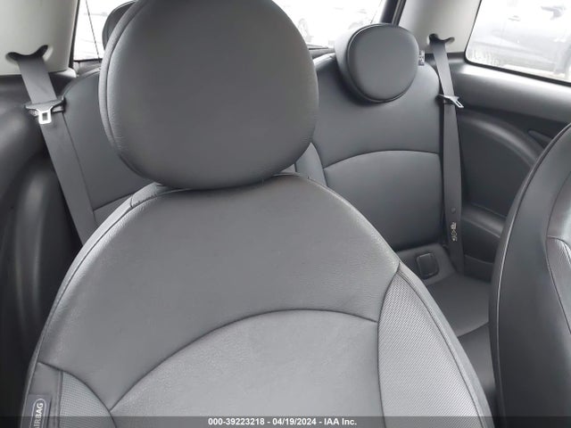 2008 MINI COOPER S WMWMF73508TV36907 Photo 7