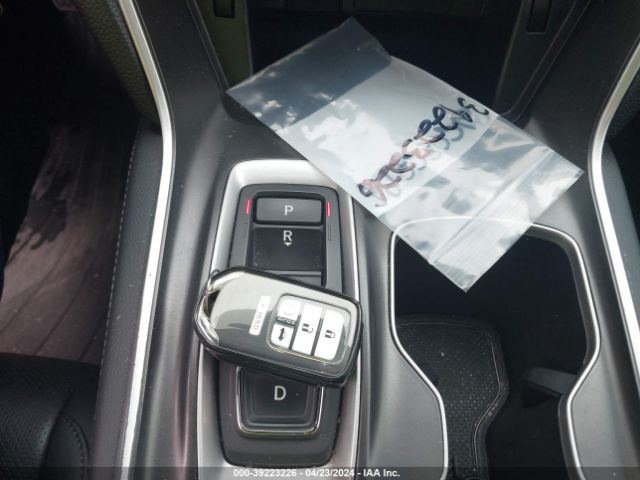 1HGCV3F90MA008977 Honda Accord Hybrid Touring