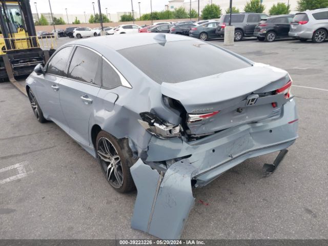 1HGCV3F90MA008977 Honda Accord Hybrid Touring