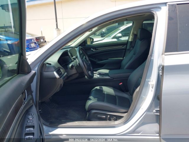 1HGCV3F90MA008977 Honda Accord Hybrid Touring
