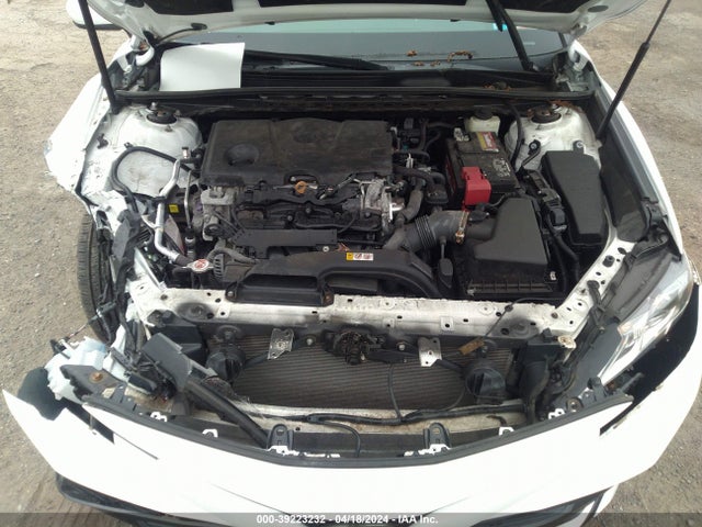 Toyota CAMRY LE 2018 4T1B11HK8JU036199 Image 10