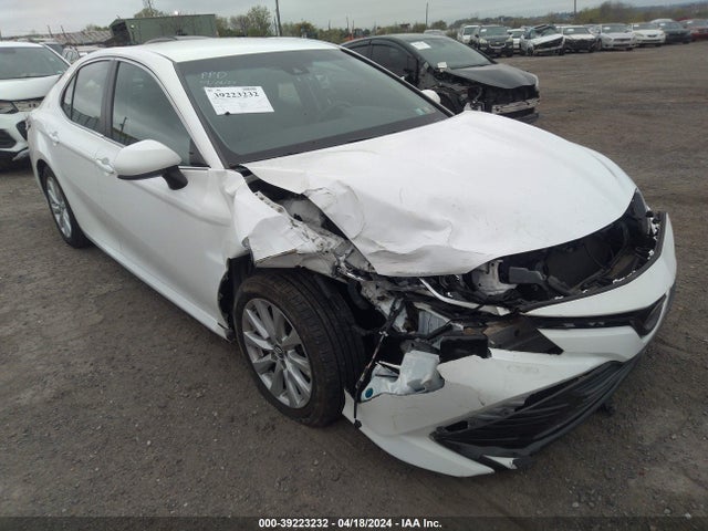 Toyota CAMRY LE 2018 4T1B11HK8JU036199 Image 21