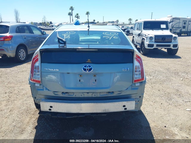 Toyota Prius Two 2015 JTDKN3DU0F1984584 Image 16