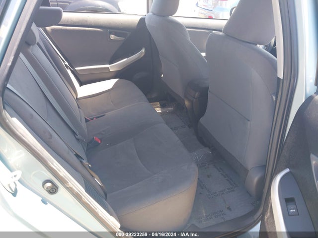 Toyota Prius Two 2015 JTDKN3DU0F1984584 Image 8