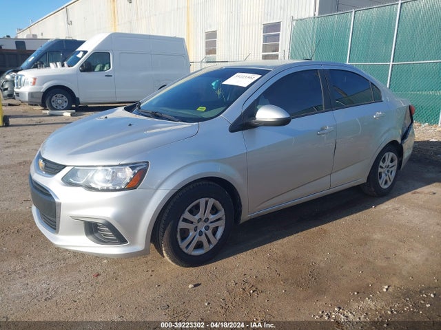 Chevrolet Sonic Ls Auto 2018 1G1JB5SH2J4134283 Image 2