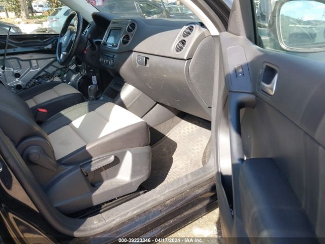 WVGAV7AX4HK039745 Volkswagen Tiguan 2.0t/2.0t S