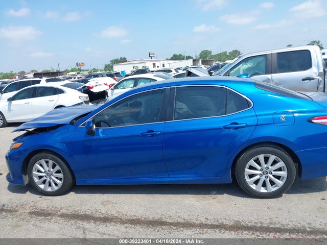 Toyota CAMRY LE 2019 4T1B11HK5KU163302 Image 14