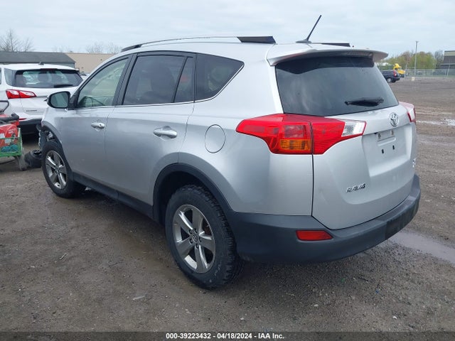 Toyota Rav4 Xle 2015 JTMRFREV1FD172067 Image 3