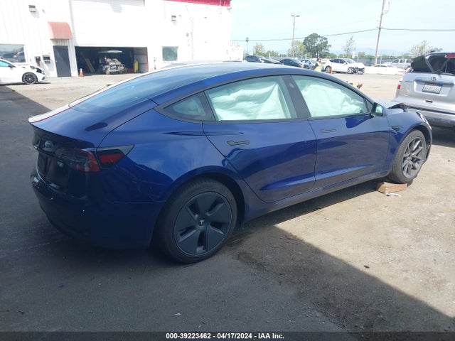 Tesla Model 3 Rear-wheel Drive 2022 5YJ3E1EA1NF362353 Image 4