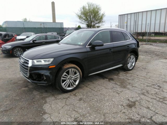 WA1CNAFY5J2091882 Audi Q5 2.0t Premium/2.0t Tech Premium