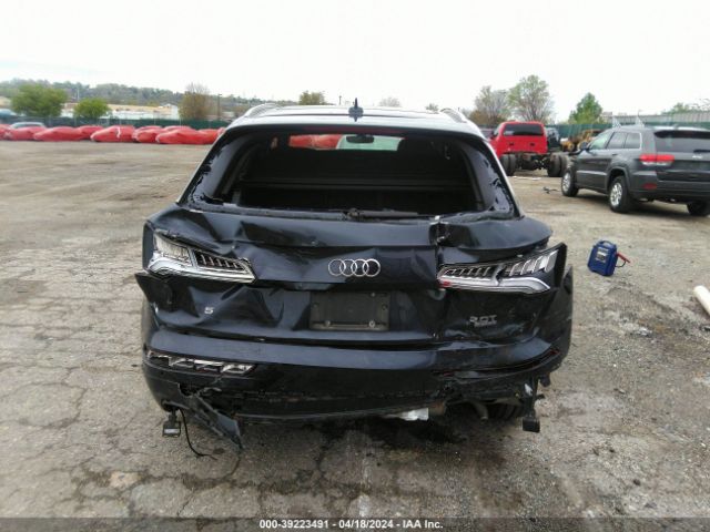 WA1CNAFY5J2091882 Audi Q5 2.0t Premium/2.0t Tech Premium