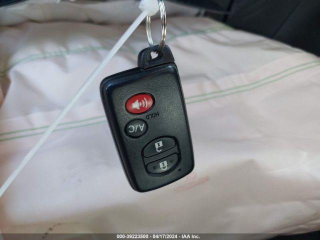 JTDKN3DPXE3060411 Toyota Prius Plug-in Advanced