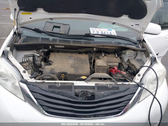 Toyota Sienna Le V6 8 Passenger 2014 5TDKK3DC2ES407735 Image 10