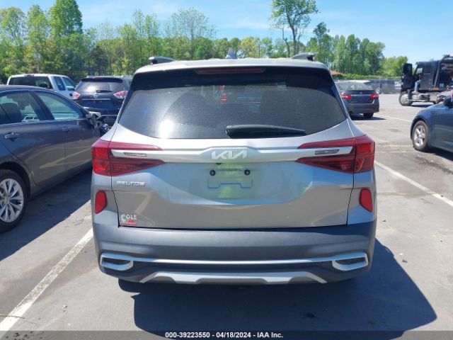 KNDERCAA3N7241327 KIA SELTOS EX