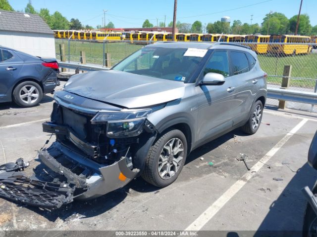 KNDERCAA3N7241327 KIA SELTOS EX
