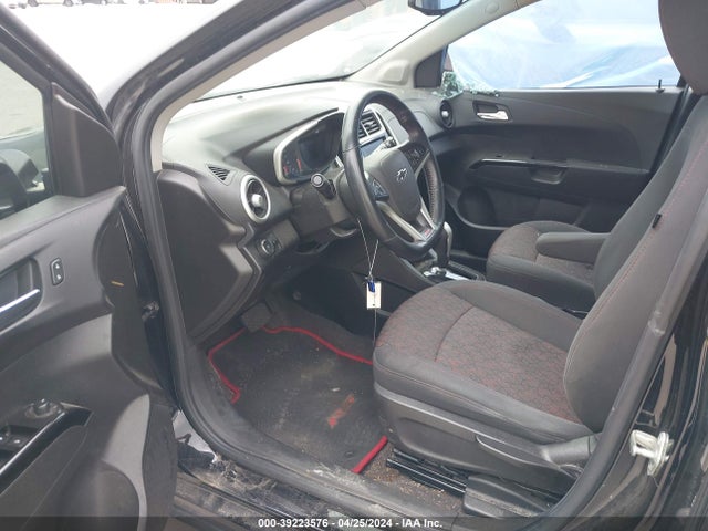 Chevrolet Sonic Lt Auto 2019 1G1JD6SB2K4115116 Image 5