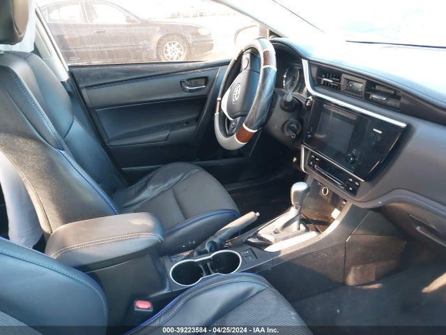 Toyota COROLLA SE 2017 5YFBURHE5HP708733 Image 5