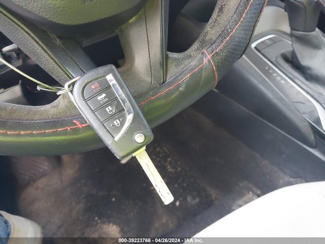 Toyota COROLLA LE 2020 5YFEPRAE0LP033803 Image 11