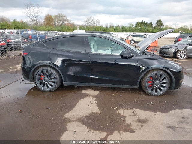 5YJYGDEF5MF194597 Tesla Model Y Performance Dual Motor All-wheel Drive