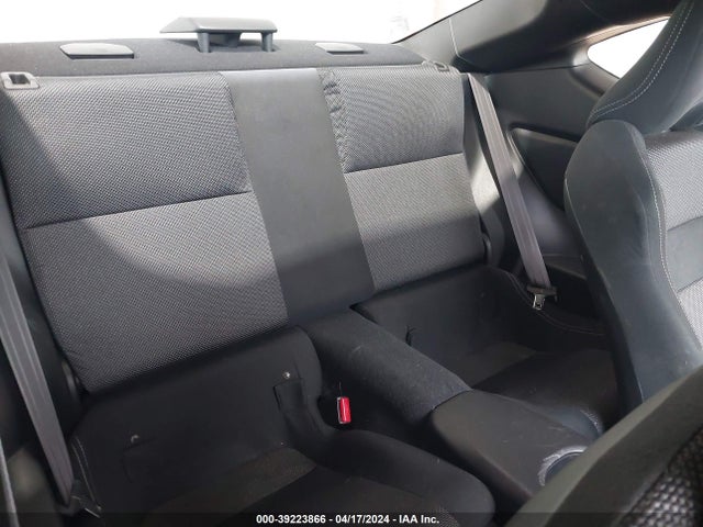 Toyota 86 2019 JF1ZNAA15K8700063 Image 8