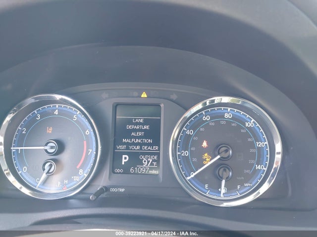 Toyota COROLLA LE 2019 2T1BURHE8KC236549 Image 7