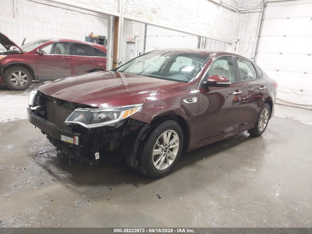 KIA Optima Lx 2017 5XXGT4L32HG156697 Image 2