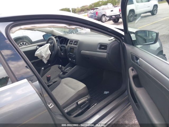 3VW167AJ9HM408392 Volkswagen Jetta 1.4t S