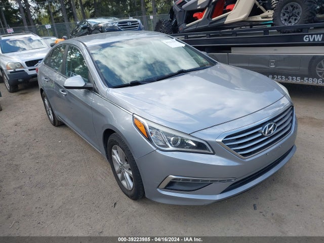 Hyundai SONATA SE 2015 5NPE24AF8FH226079 Image 1