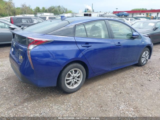 JTDKARFU6H3529399 Toyota Prius Three